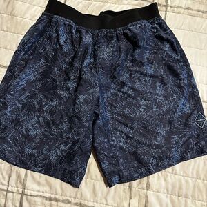 Men's prana shorts size small. Rock climbing shorts, comfortable casual shorts.